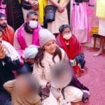 virat and anushka went to swami premanand ji maharaj to seek blessing