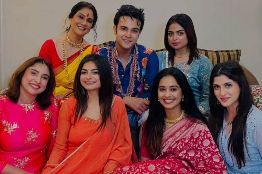 Kumkum Bhagya's cast Reunion